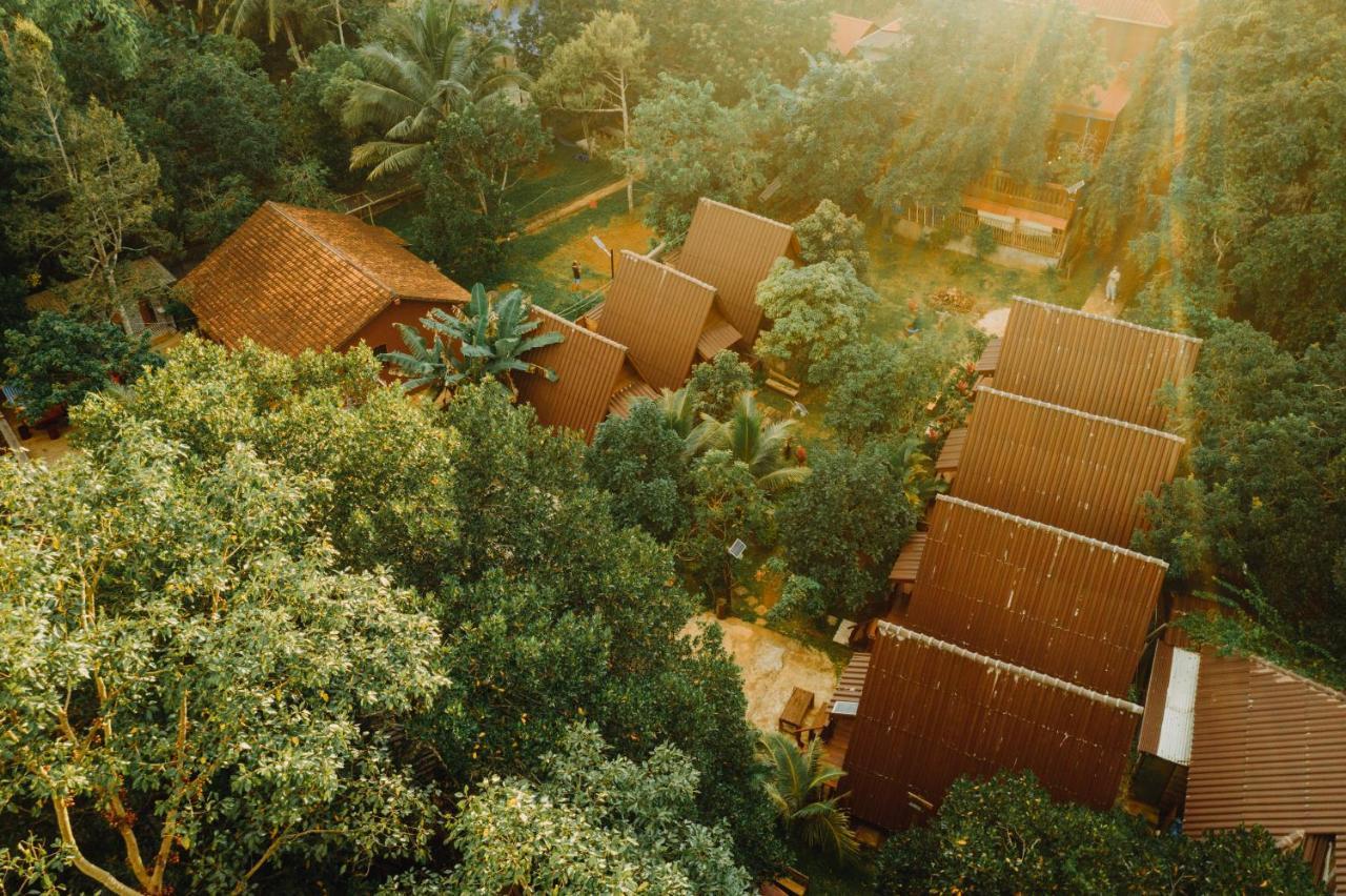 Mondulkiri Pizza Bungalows Senmonorom Exterior foto