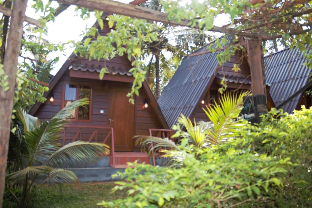 Mondulkiri Pizza Bungalows Senmonorom Exterior foto